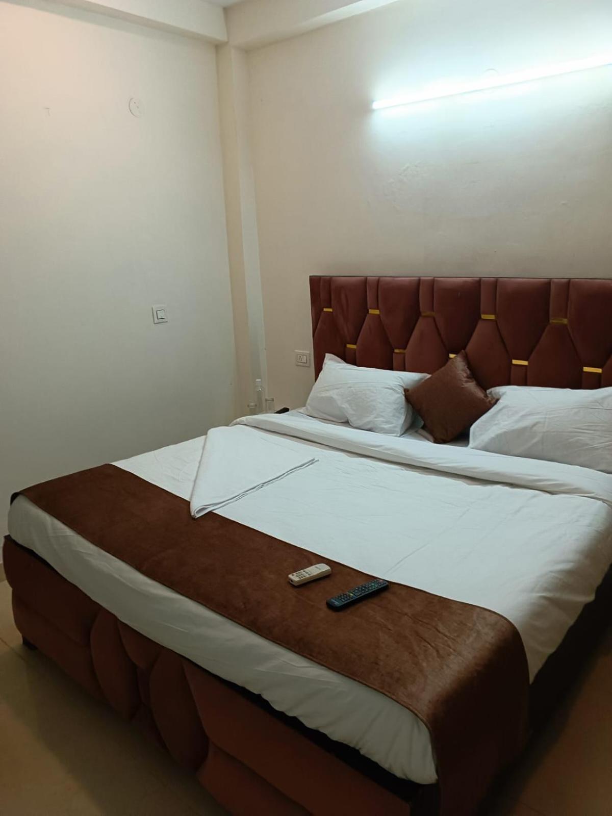 Soooper Hotel Gurgaon Eksteriør billede